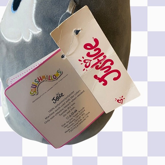 RARE SQUISHMALLOWS Iris The Husky JUSTICE Scented 10” Collectable Plush NWT. - Picture 4 of 7